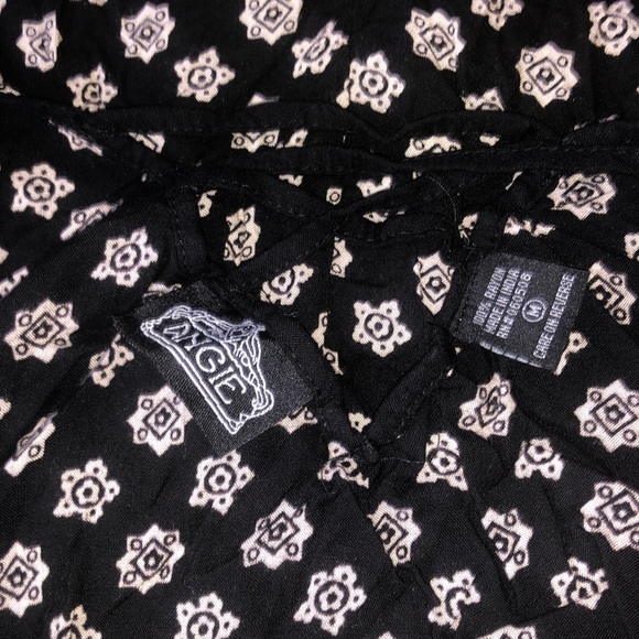 Francesca’s Black Boho Floral Lace Up Romper - Picture 5 of 7